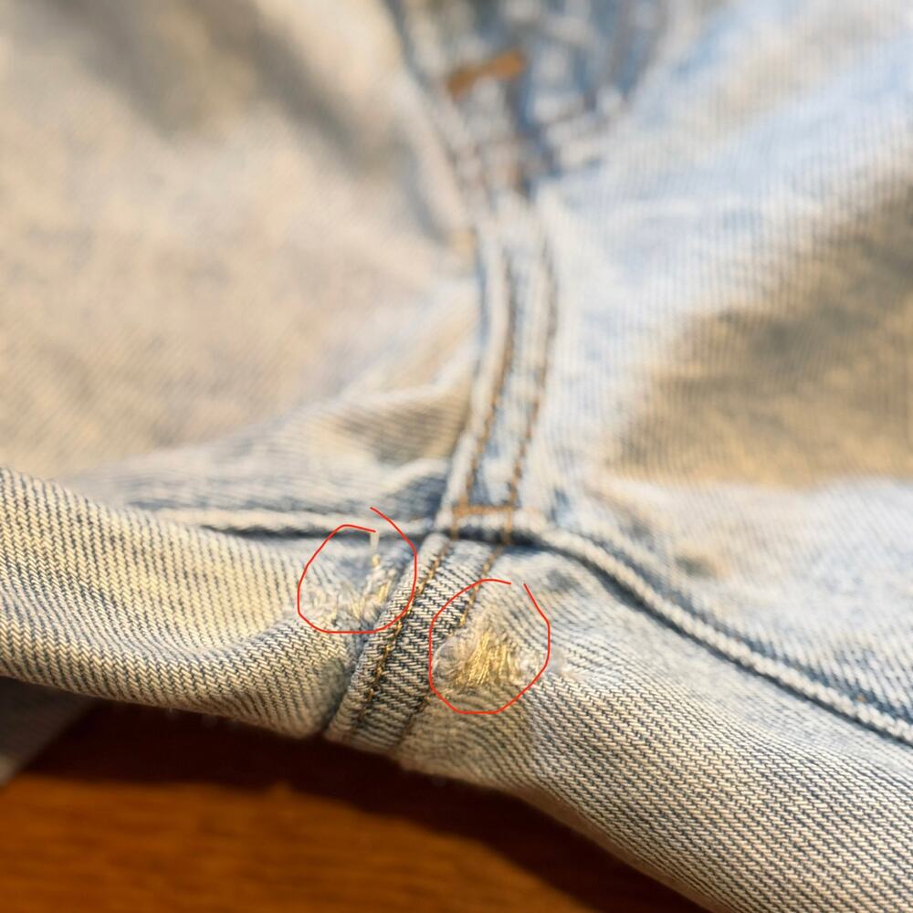 Abercrombie & Fitch Loose Jeans 31x27Light Wash Authentic Rigid Denim Distressed - Picture 4 of 8